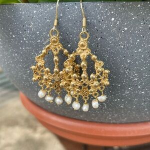 Elegant Gold Chandelier Earrings